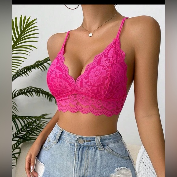 Boho floral lace scallop hem bralette - Picture 3 of 16